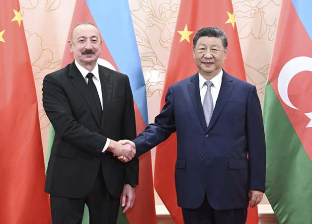 习近平会见阿塞拜疆总统阿利耶夫