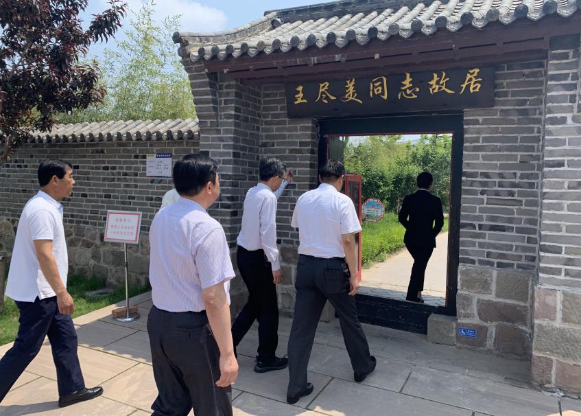 《中国廉政教育内参》强化党性 砥砺前行 ——邱玉民主任一行到王尽美干部学院观摩学习(图2)